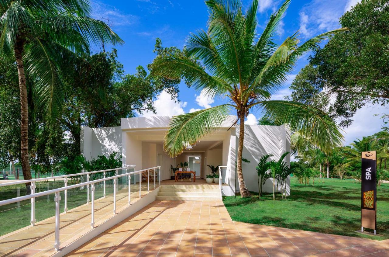 Grand Sirenis Punta Cana Resort & Aquagames Uvero Alto Екстериор снимка The entrance of the museum
